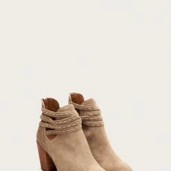 The Frye Company Naomi Pickstitch Shootie