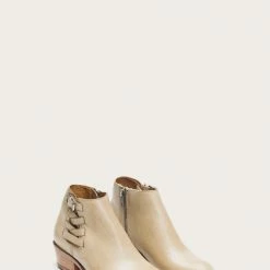 The Frye Company Carson Belted Bootie