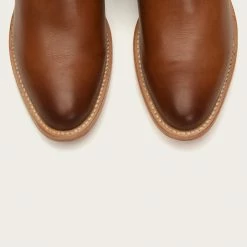 The Frye Company Women Holly Brogue Short