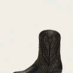 The Frye Company Women Kelsea Stud Short