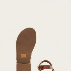 The Frye Company Ally 2 Band Hammered Stud 12 The Frye Company Ally 2 Band Hammered Stud