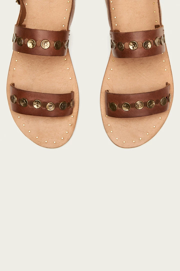 The Frye Company Ally 2 Band Hammered Stud 8 The Frye Company Ally 2 Band Hammered Stud