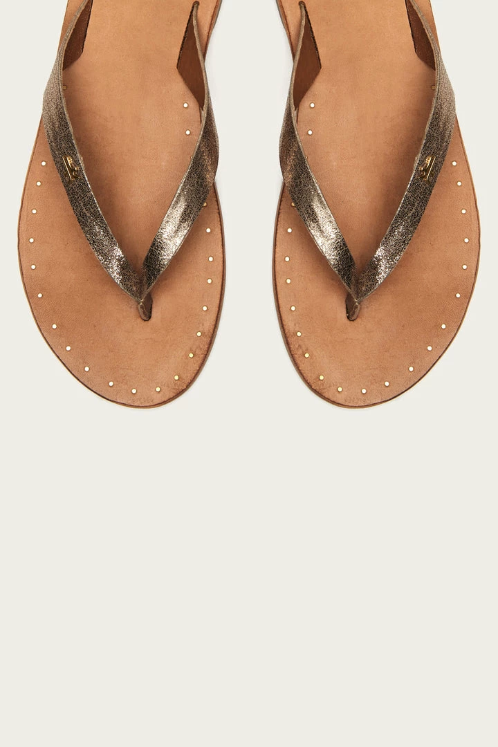 The Frye Company Women Ally Logo Flip Flop 8 The Frye Company Women Ally Logo Flip Flop