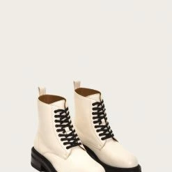 The Frye Company Women Alice Combat