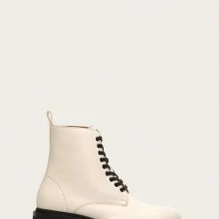 The Frye Company Women Alice Combat