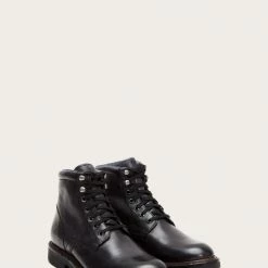 The Frye Company Men Gordon Lace Up