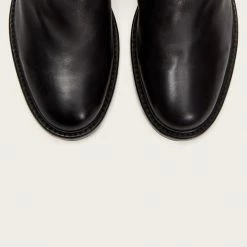 The Frye Company Murray Chukka Men