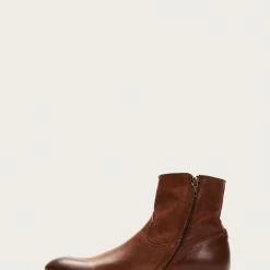 The Frye Company Bowery Inside Zip