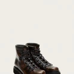 The Frye Company Men Woodson Hiker