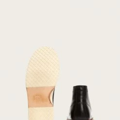 The Frye Company Bryant Lace Up Men