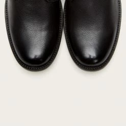 The Frye Company Phillip Chukka