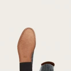 The Frye Company Men Chris Venetian