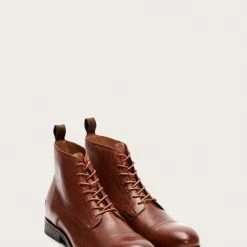 The Frye Company Grant Lace Up