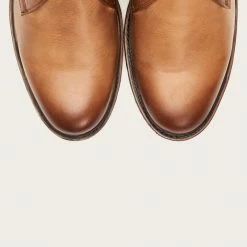 The Frye Company Men James Chukka