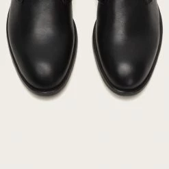 The Frye Company Sam Chukka