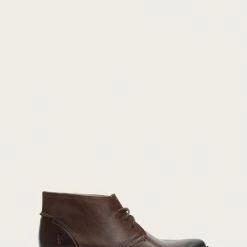 The Frye Company Men Oliver Chukka