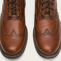 The Frye Company Phillip Lug Wingtip Chukka