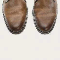 The Frye Company James Chukka