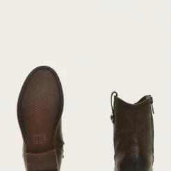 The Frye Company Girl’s Melissa Button Short Women